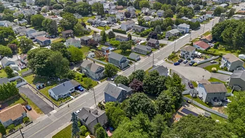 View/Area - 1643 Rodman St, Fall River, MA 02721 photo 14 of 16