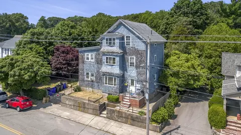 View/Area - 1643 Rodman St, Fall River, MA 02721 photo 8 of 16