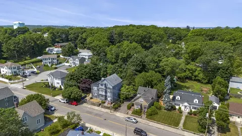 View/Area - 1643 Rodman St, Fall River, MA 02721 photo 6 of 16