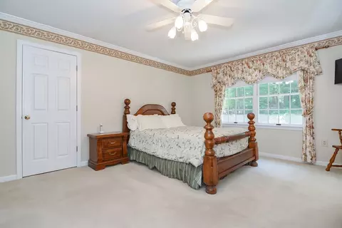 38 Dover Cir, Franklin, MA 02038 photo 13