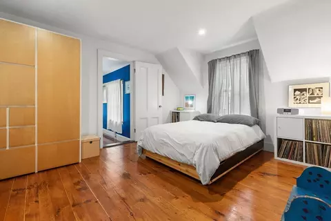 Bedroom - 233 Hale St, Beverly, MA 01915 photo 2 of 3