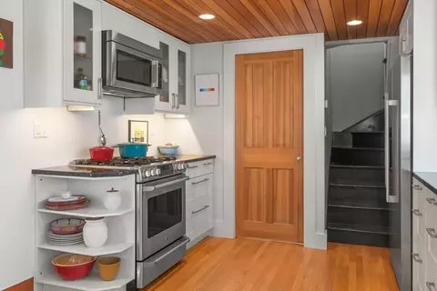 Kitchen - 233 Hale St, Beverly, MA 01915 photo 2 of 2