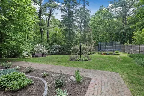 Exterior - 33 Saddle Ridge Rd, Dover, MA 02030 photo 5 of 10