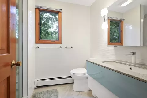 Bath - 33 Saddle Ridge Rd, Dover, MA 02030 photo 2 of 2