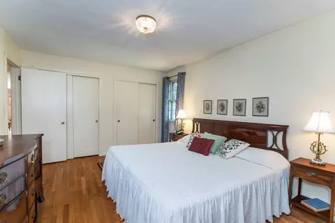 44 Squire Ln, Springfield, MA 01118 photo 22