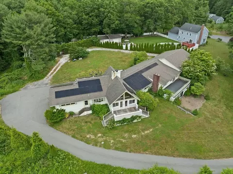 66 Earldor Cir, Marshfield, MA 02050