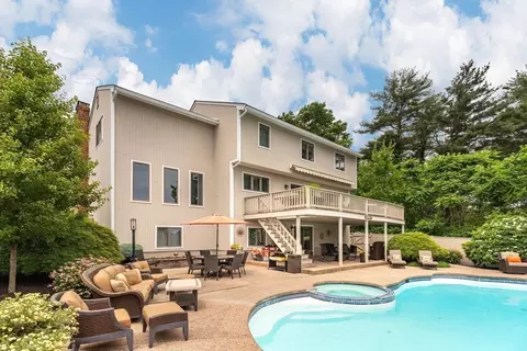 Other - 2 Thomas Cir, Stoneham, MA 02180 photo 4 of 4