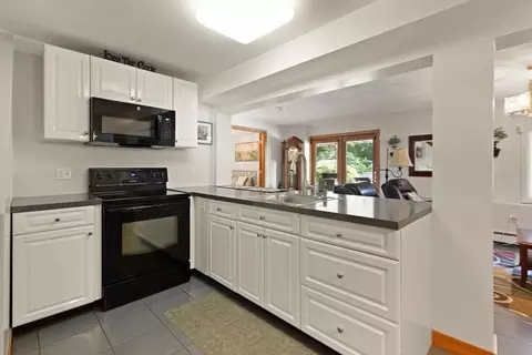 Kitchen - 2 Thomas Cir, Stoneham, MA 02180 photo 3 of 3