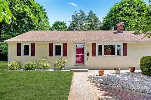 28 Worcester Rd, Sharon, MA 02067