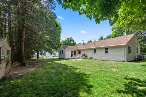28 Worcester Rd, Sharon, MA 02067 photo 17
