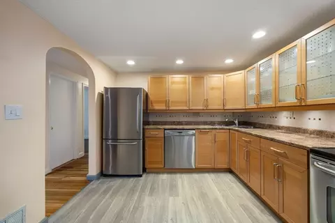28 Worcester Rd, Sharon, MA 02067 photo 9