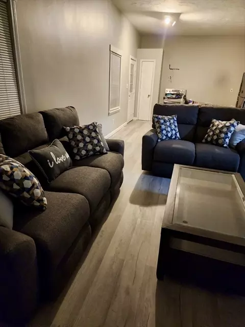 Living - 3 Reeves St, Worcester, MA 01607 photo 1 of 4