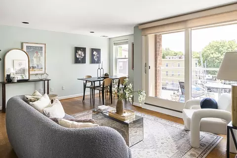 97 Kirkland St #401, Cambridge, MA 02138