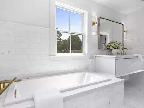 23 Lawrence Rd, Wellesley, MA 02482 photo 17