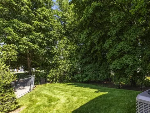 23 Lawrence Rd, Wellesley, MA 02482 photo 32