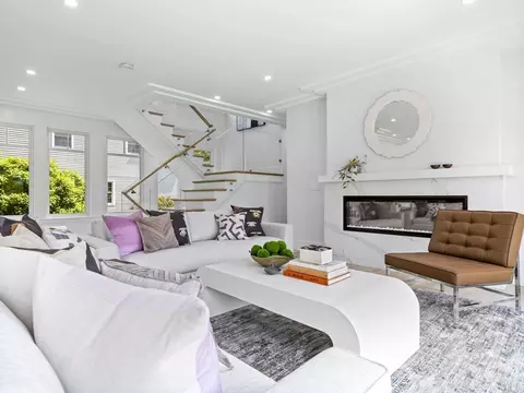 23 Lawrence Rd, Wellesley, MA 02482 photo 4