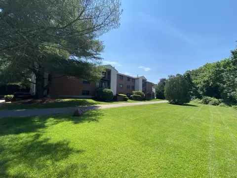 189 Littleton Rd #37, Chelmsford, MA 01824