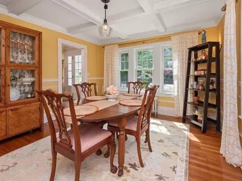 84 Forest St, Worcester, MA 01609 photo 14