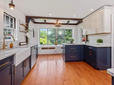 84 Forest St, Worcester, MA 01609 photo 10