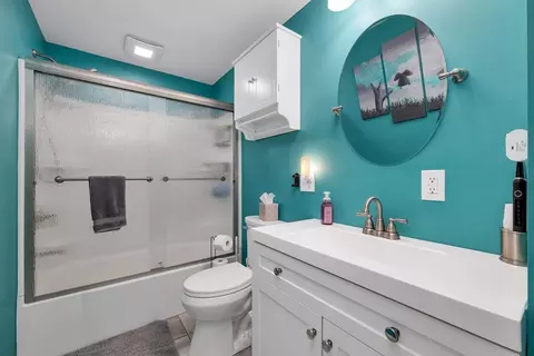 Bath - 7 1st Ave, Pepperell, MA 01463 photo 1 of 1