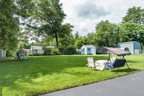Exterior - 7 1st Ave, Pepperell, MA 01463 photo 4 of 6