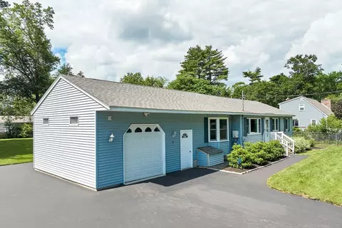 Exterior - 7 1st Ave, Pepperell, MA 01463 photo 3 of 6