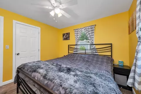 Bedroom - 7 1st Ave, Pepperell, MA 01463 photo 3 of 5