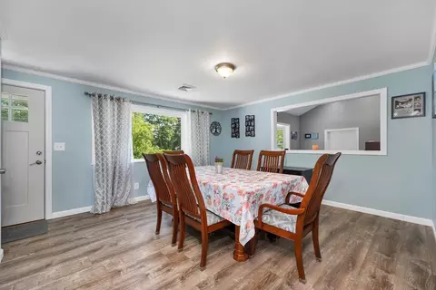 Dining - 7 1st Ave, Pepperell, MA 01463 photo 2 of 2