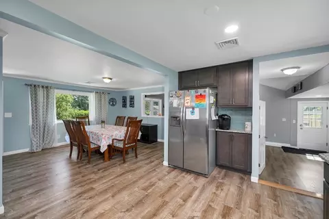 Dining - 7 1st Ave, Pepperell, MA 01463 photo 1 of 2