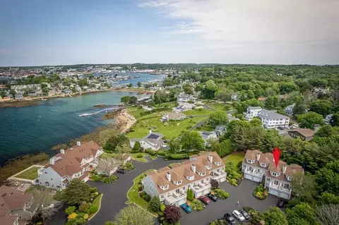 3 Raven Ln #A-2, Gloucester, MA 01930