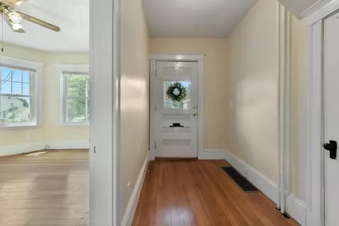 20 Washington St, Dedham, MA 02026 photo 8