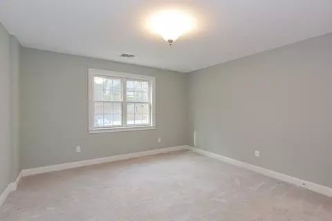 39 Westboro Rd, Upton, MA 01568 photo 28