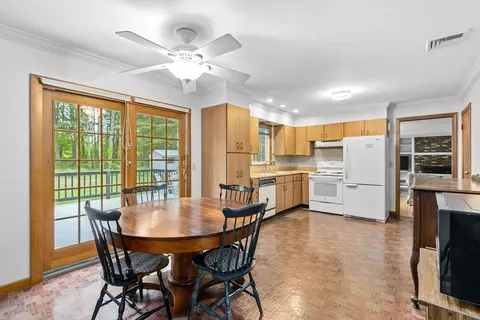 1550 Pine St, Dighton, MA 02715 photo 7