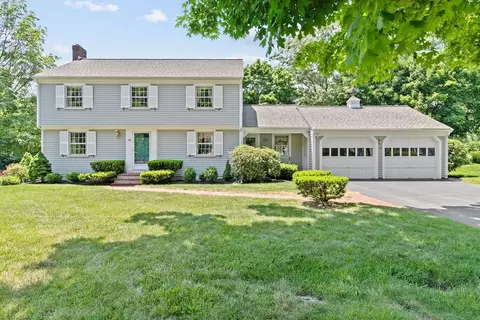 22 Plymouth River Rd, Hingham, MA 02043