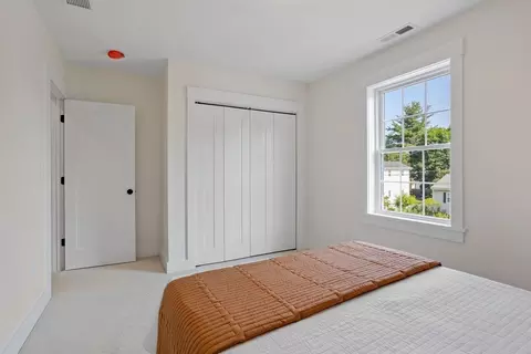 Bedroom - 32 Markham Cir, Ayer, MA 01432 photo 6 of 8