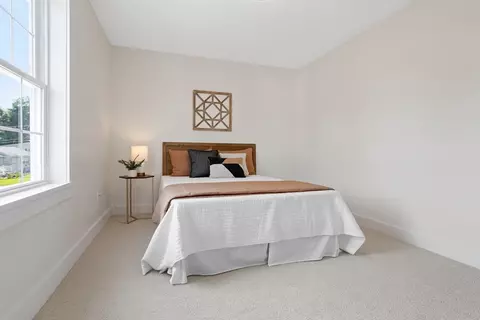 Bedroom - 32 Markham Cir, Ayer, MA 01432 photo 5 of 8