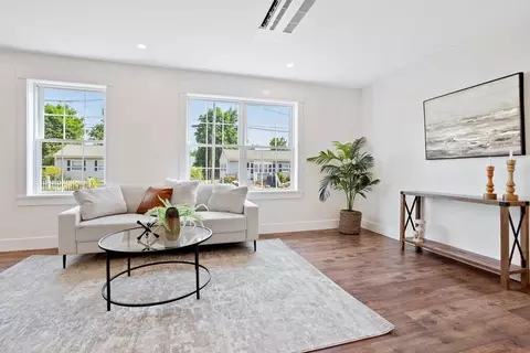 Living - 32 Markham Cir, Ayer, MA 01432 photo 4 of 5
