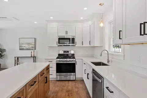 Kitchen - 32 Markham Cir, Ayer, MA 01432 photo 1 of 4