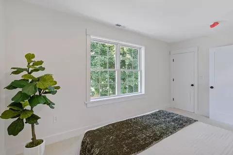 Bedroom - 32 Markham Cir, Ayer, MA 01432 photo 8 of 8