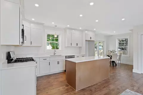Kitchen - 32 Markham Cir, Ayer, MA 01432 photo 4 of 4