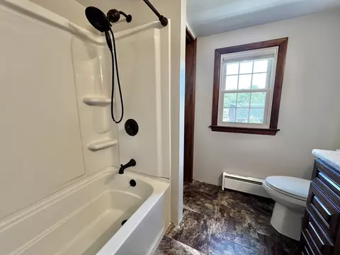 262 Munsing St, Ludlow, MA 01056 photo 23