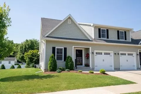 16 St Andrews Way #16, West Springfield, MA 01089
