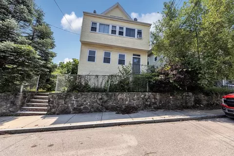 18-20 Weymouth Ave, West Roxbury, MA 02132