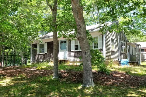 9 Lt Pafford, Falmouth, MA 02536