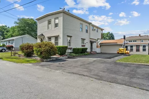 28 Norris St, Lawrence, MA 01841