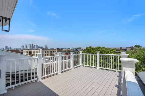 472 E 4th St #3, Boston, MA 02127 photo 25