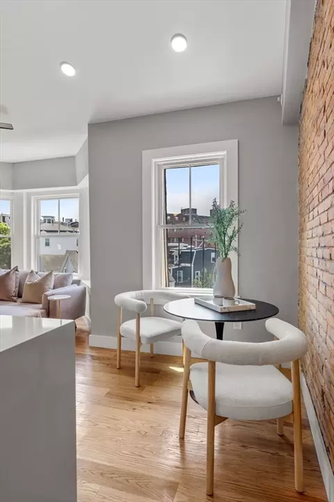 472 E 4th St #3, Boston, MA 02127 photo 9