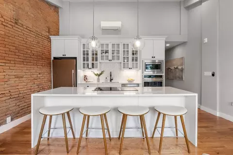 472 E 4th St #3, Boston, MA 02127 photo 2
