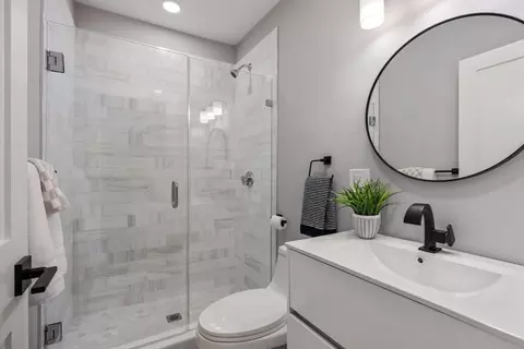 472 E 4th St #3, Boston, MA 02127 photo 18