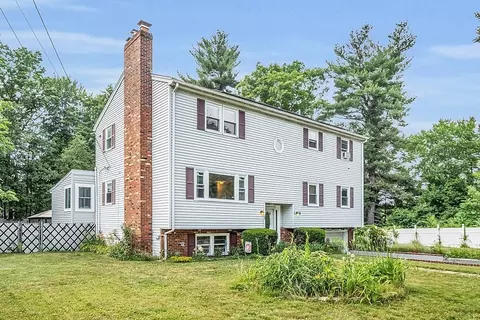 79 Eighth St, Tewksbury, MA 01876